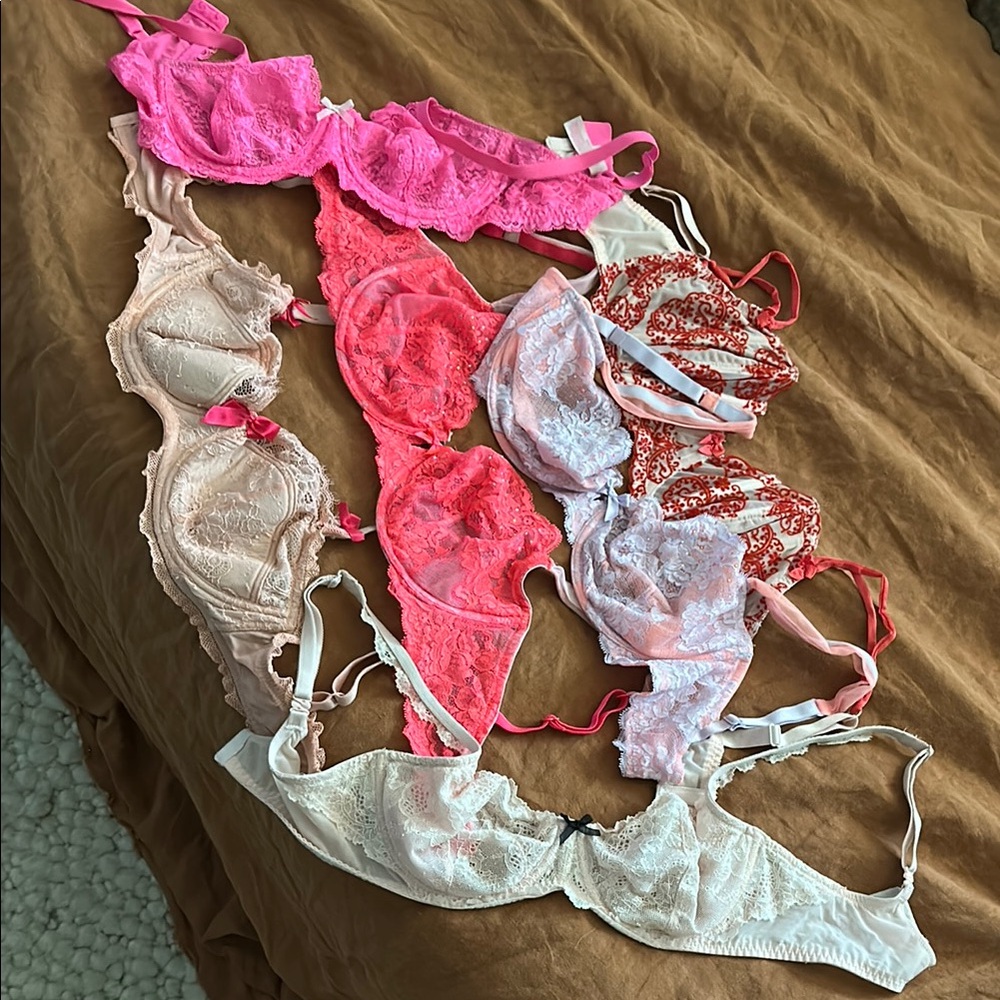 Elegant pack of barely worn or never worn bras- gorgeous
